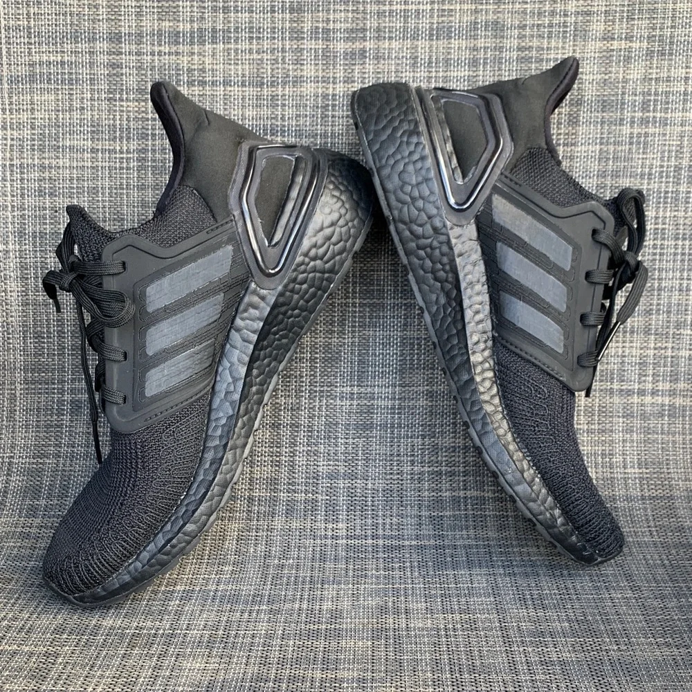 adidas Ultraboost 1.0 Primeknit Black Running Athletic Shoes Women’s size 8